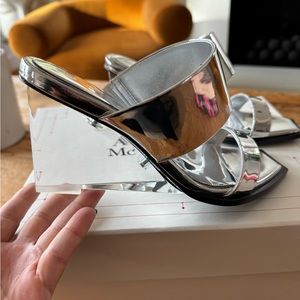Stunning Alexander McQueen Silver Sandals🌟🔥